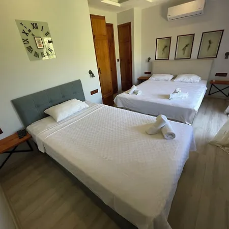 Aya Yorgi Evleri Hotel *